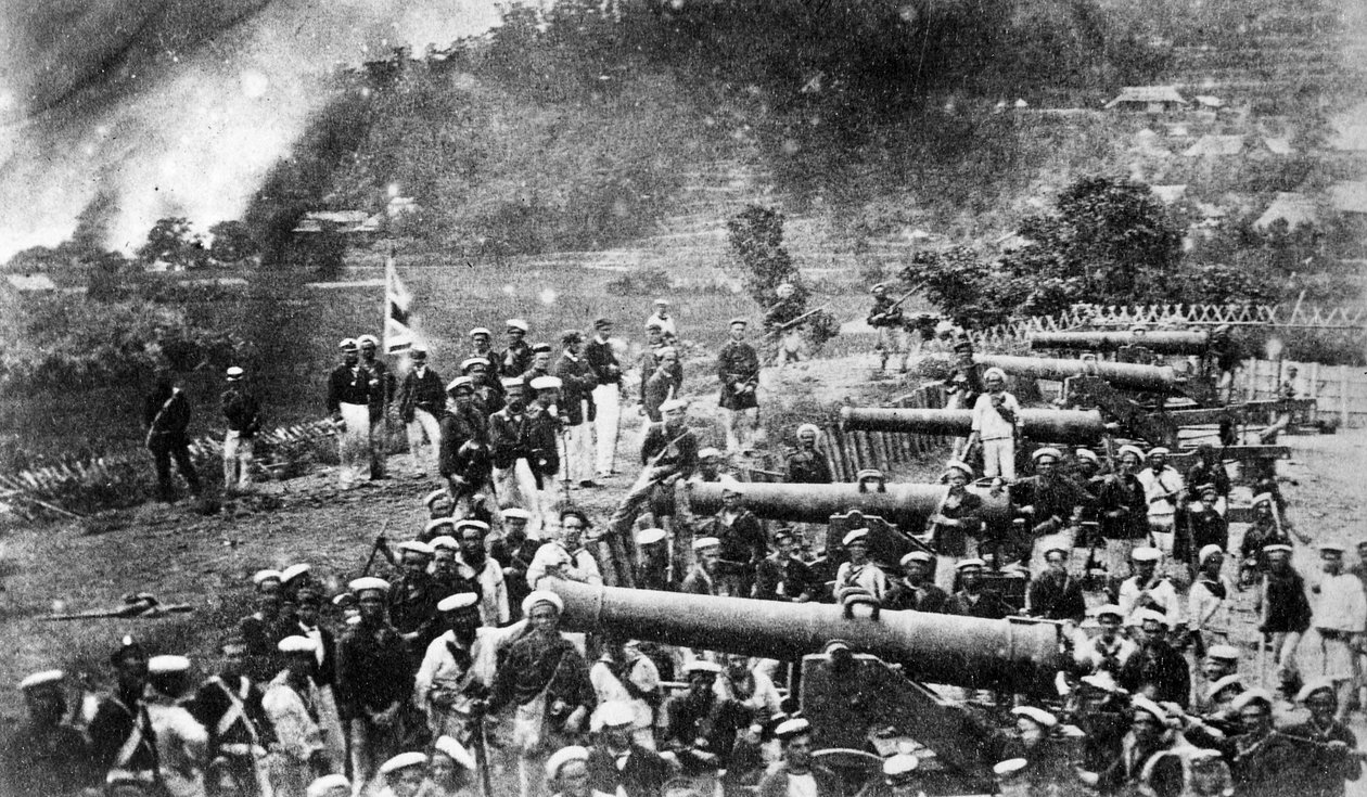 Frota combinada da Grã-Bretanha, América, França e Holanda ocupando os fortes de bateria em Shimonoseki, Japão, 1864 de Felice Beato