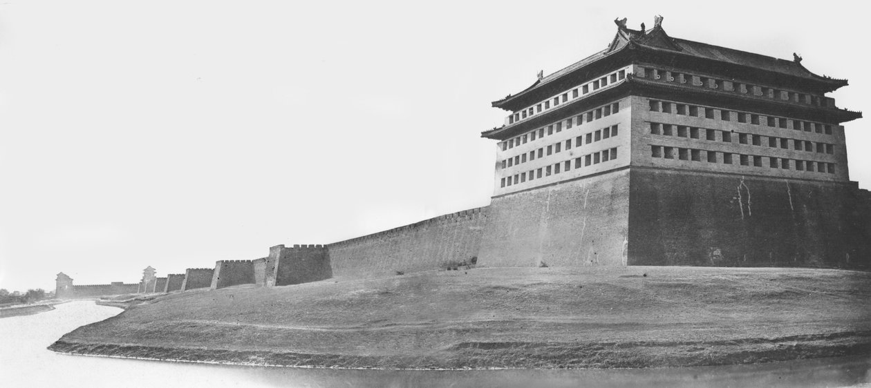Canto norte e leste do Muro de Pequim, 1860 de Felice Beato