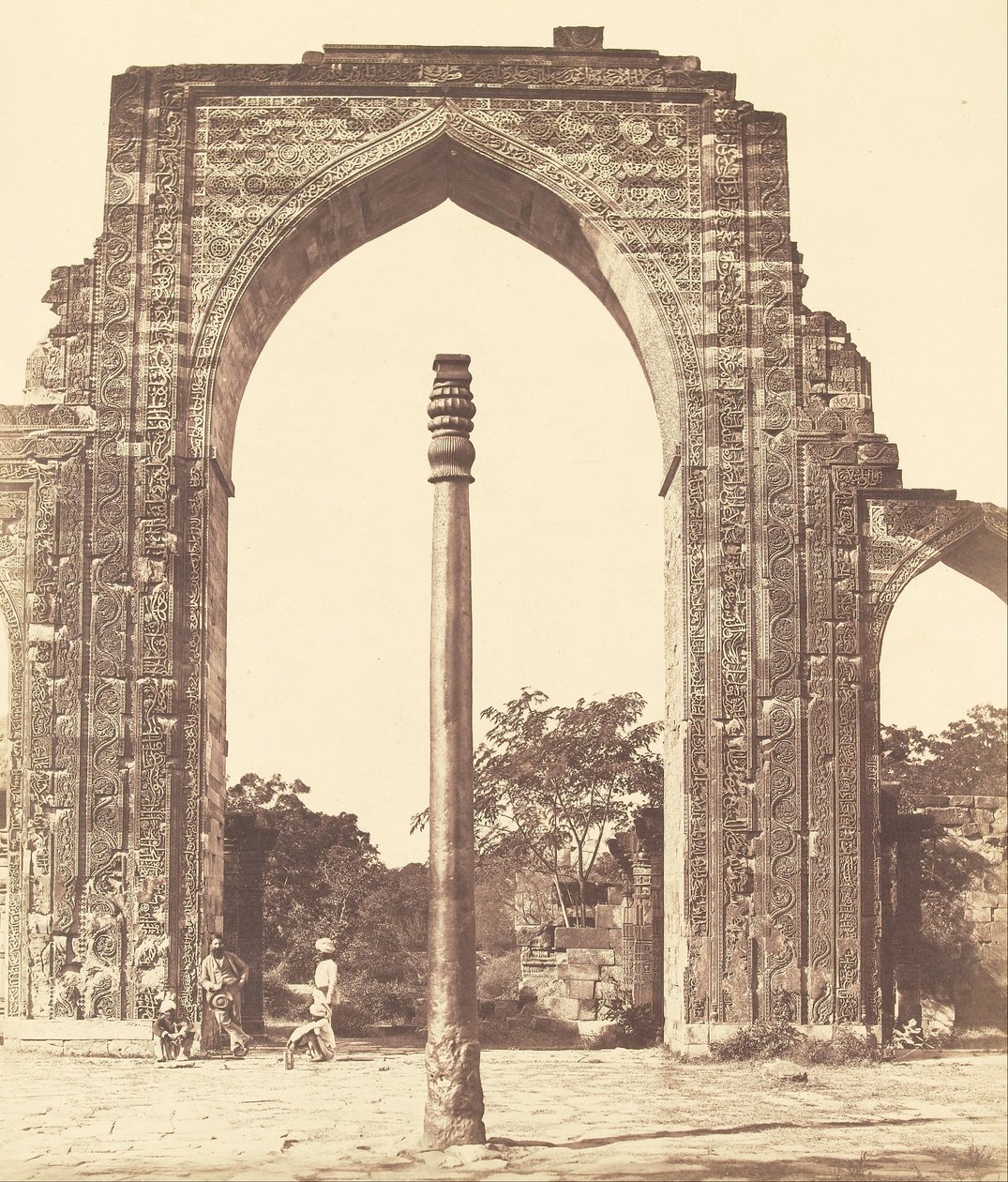 Arco em Kootub de Felice Beato