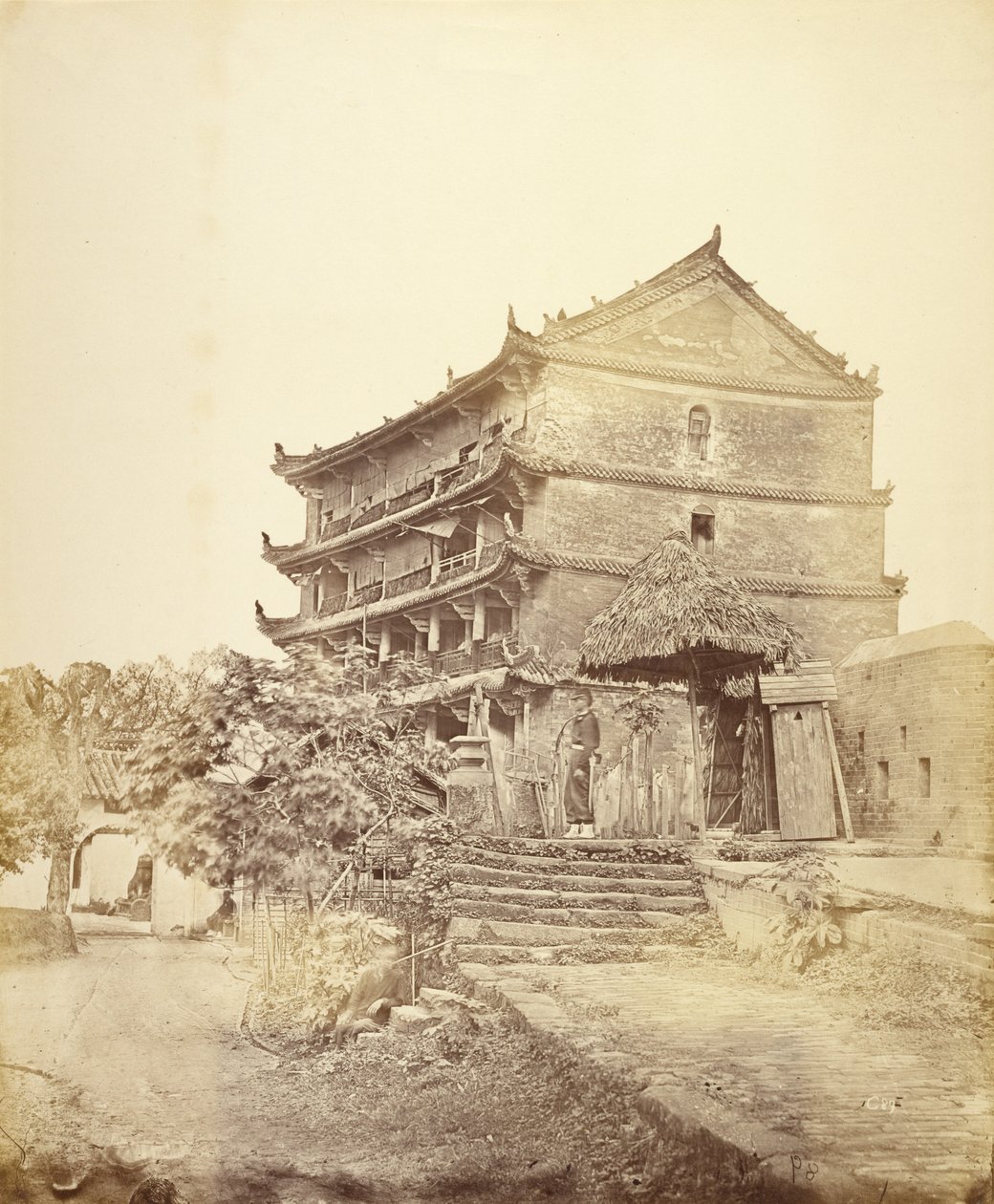 [Pagode de cinco andares, Cantão, China] de Felice Beato