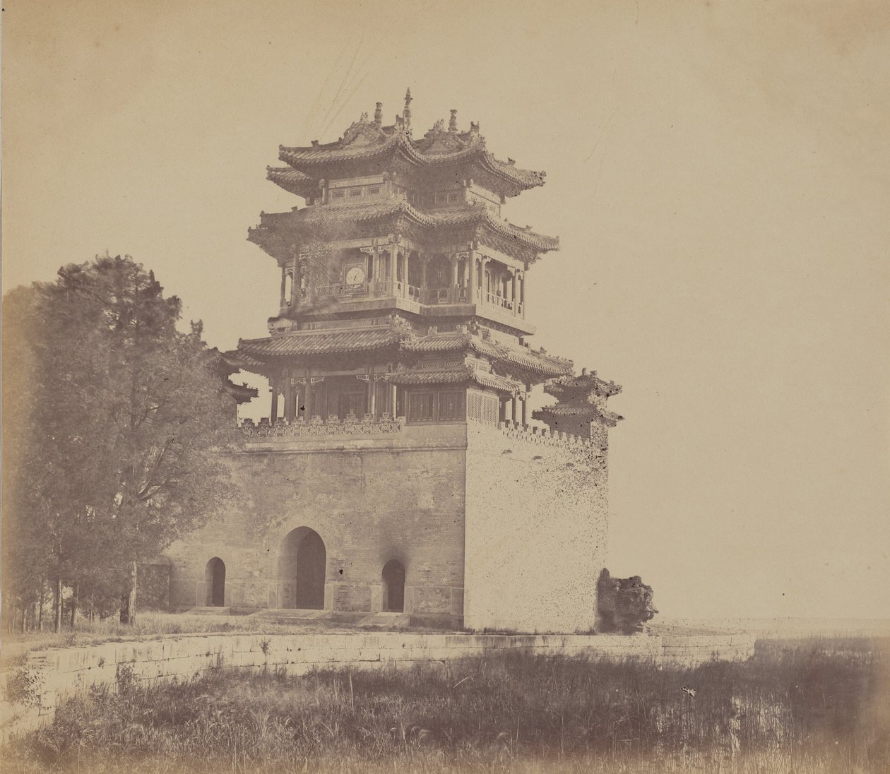 Palácio Imperial de Verão Yuen Min Yuen, Pequim, Antes da Queima, 18 de outubro de 1860 de Felice Beato