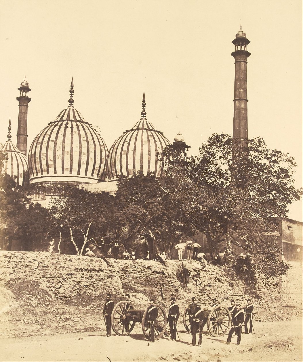 Mesquita no Portão Khyratee de Felice Beato