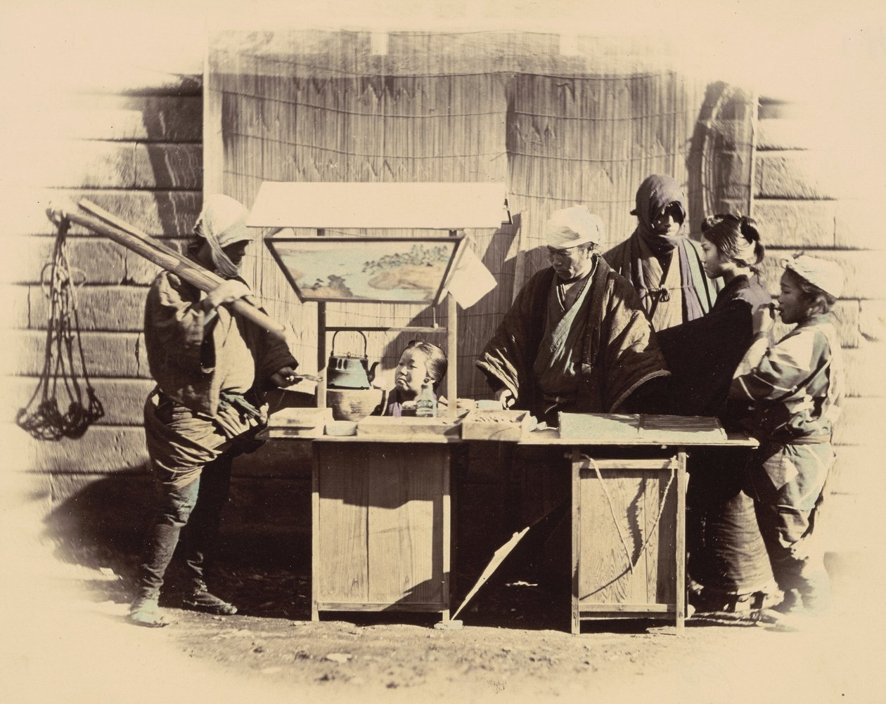 Barracas de bebidas de rua, c. 1865. de Felice Beato