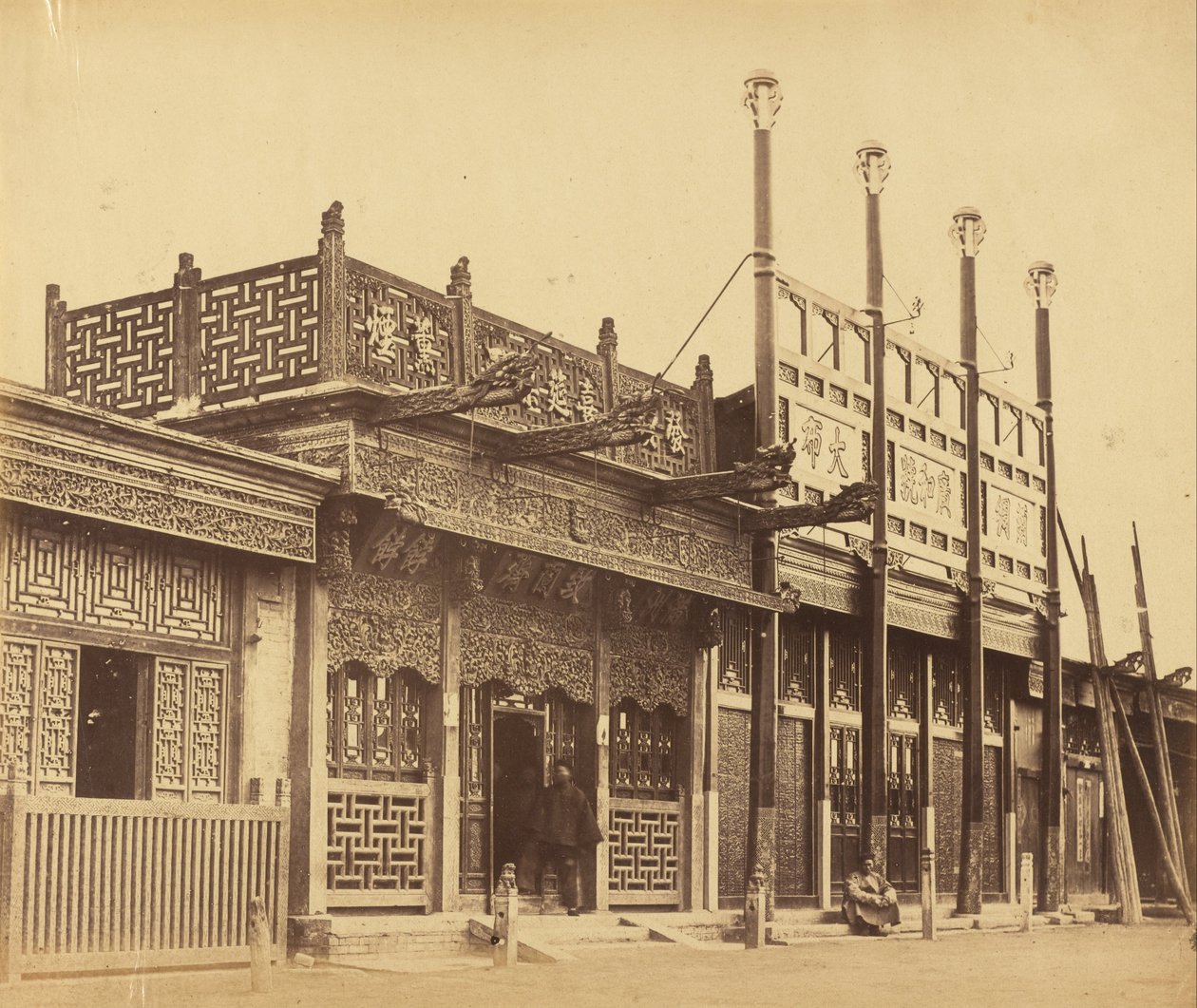 Rua e lojas na cidade tártara de Pequim, 29 de outubro de 1860 de Felice Beato