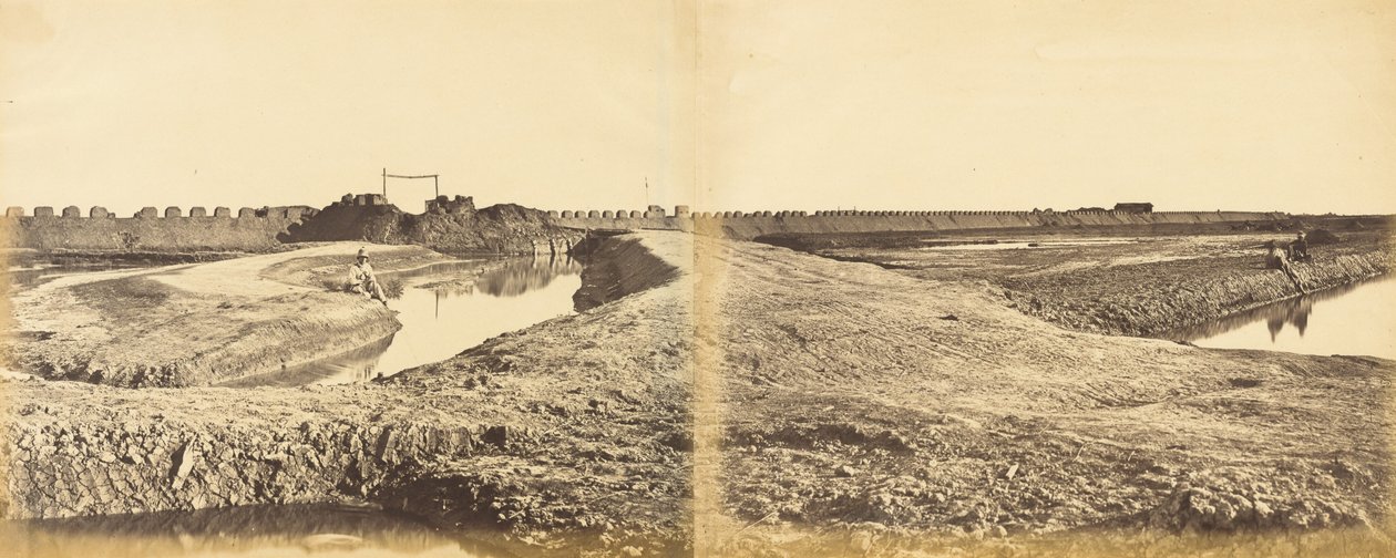 Tangkoo Fort após sua captura, mostrando a entrada francesa e inglesa, 10 de agosto de 1860 de Felice Beato