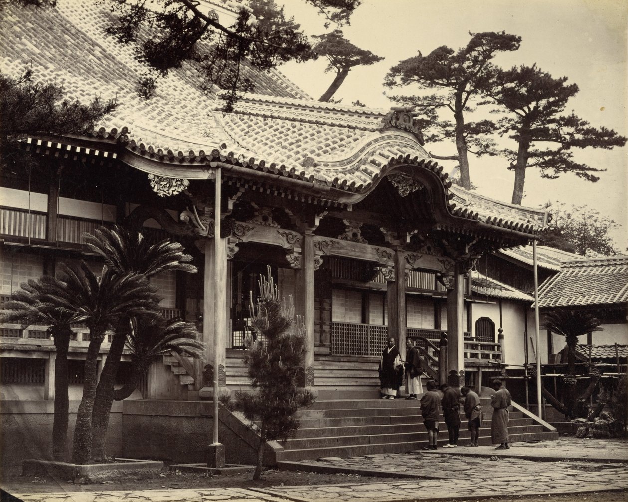 O Salão Principal do Templo Daionji, Nagasaki de Felice Beato