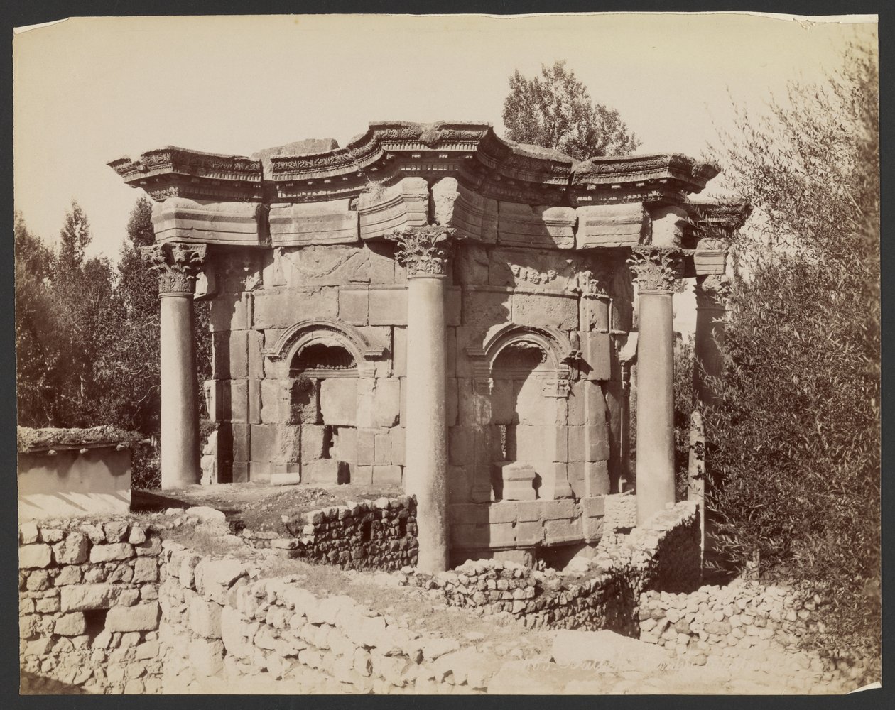 Baalbek, Templo de Vénus de Félix Bonfils