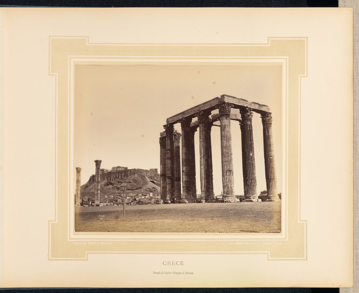 Grécia: Templo de Júpiter Olímpico em Atenas de Félix Bonfils