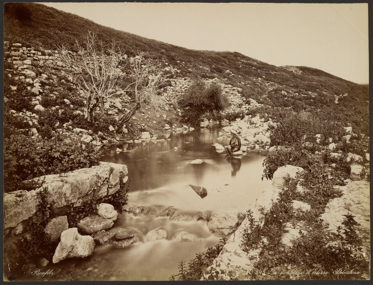 A fonte de Eliseu, Palestina de Félix Bonfils
