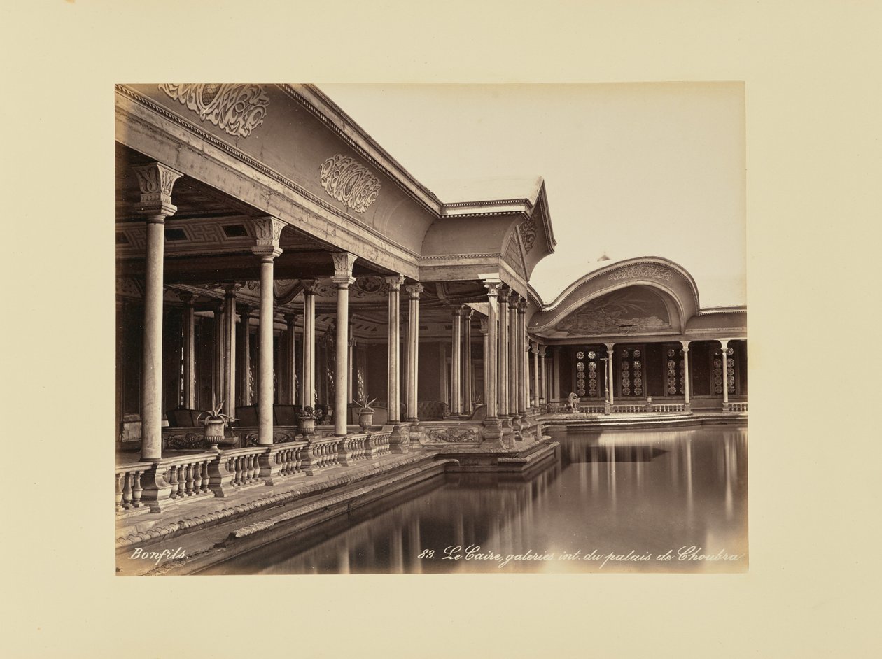 Cairo, galerias interiores do palácio de Shubra de Félix Bonfils