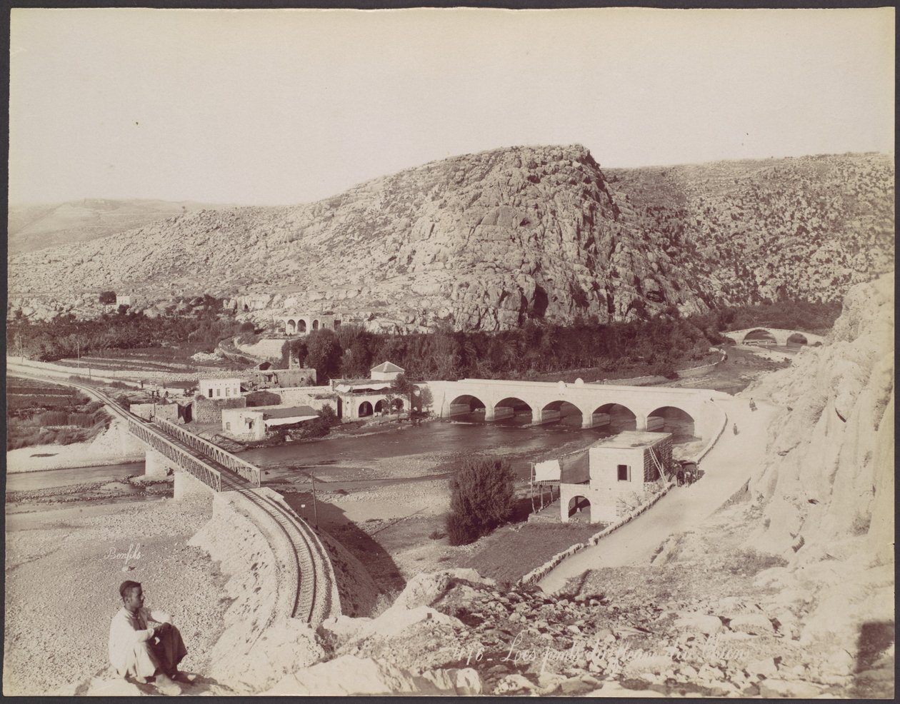 As pontes das flores de corniso de Félix Bonfils