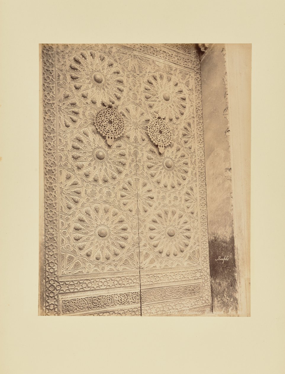 Mesquita Moayed - A porta de Félix Bonfils