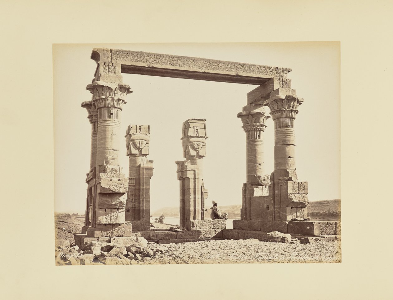 Núbia. Templo de Kerdasêh, Egito de Félix Bonfils