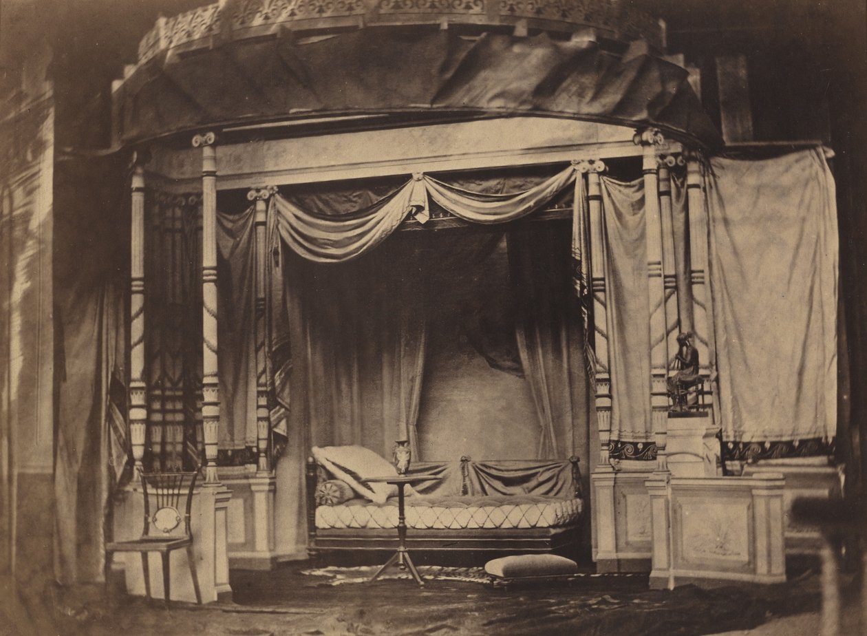 Quarto de dormir exposto na Exposição Universal de Paris de 1855,1855 (foto) de Félix Jacques Antoine Moulin