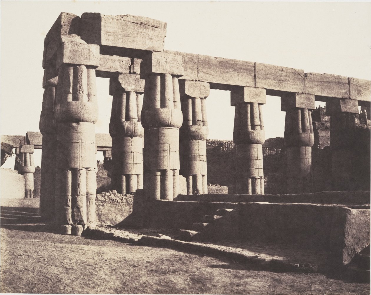 Luxor (Tebas), construção posterior - galerias - paralelas de Félix Teynard