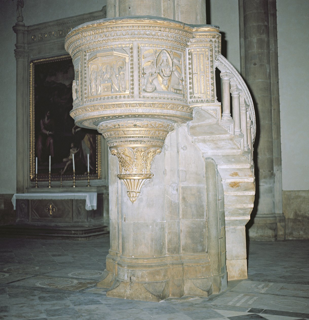 Púlpito do século XV (mármore e dourado) de Filippo Brunelleschi