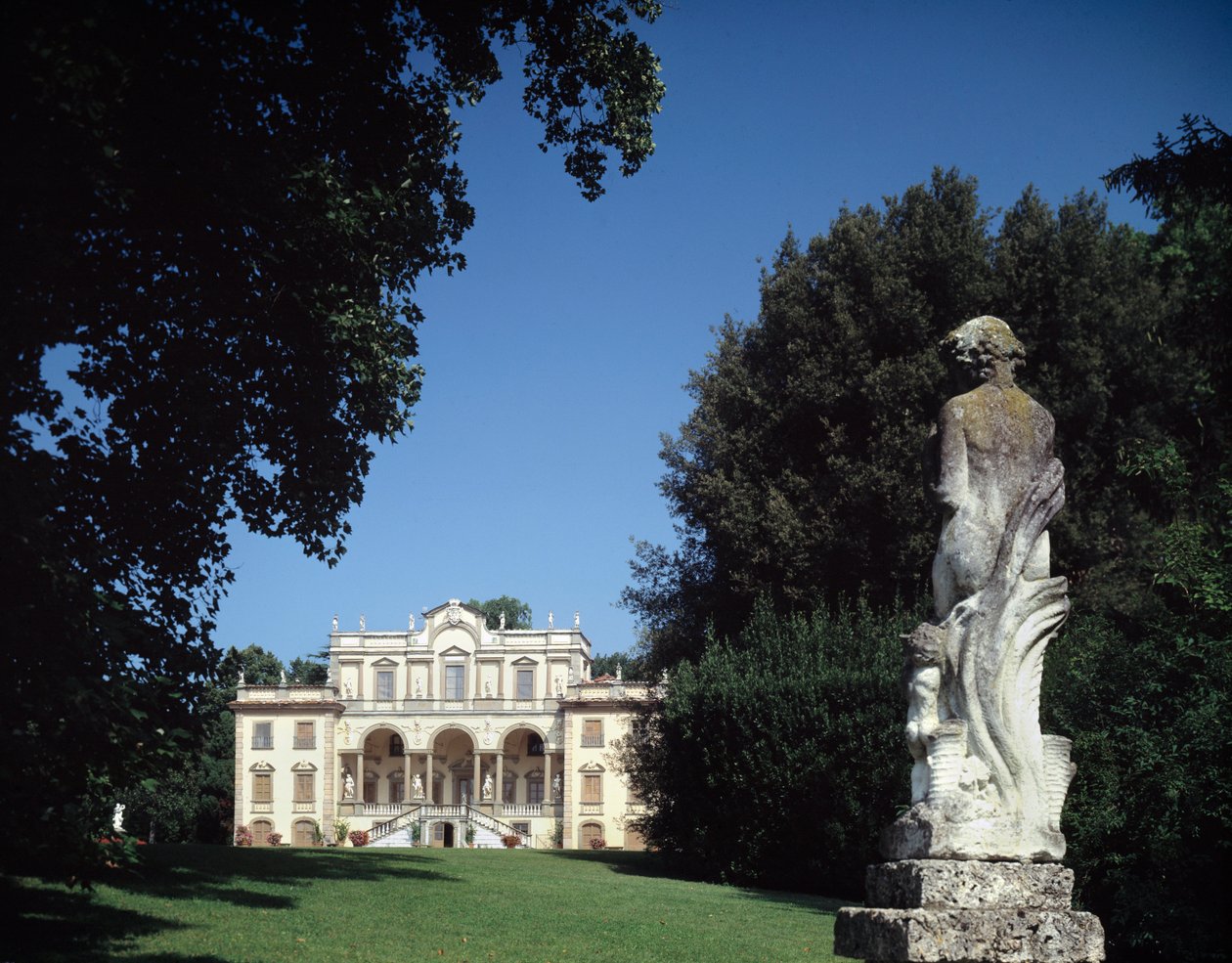 Vista de Villa Mansi de Filippo or Juvara Juvarra