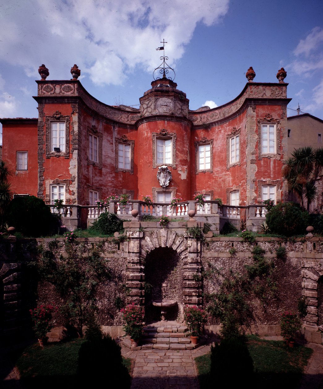 Vista do palácio de verão de Filippo or Juvara Juvarra