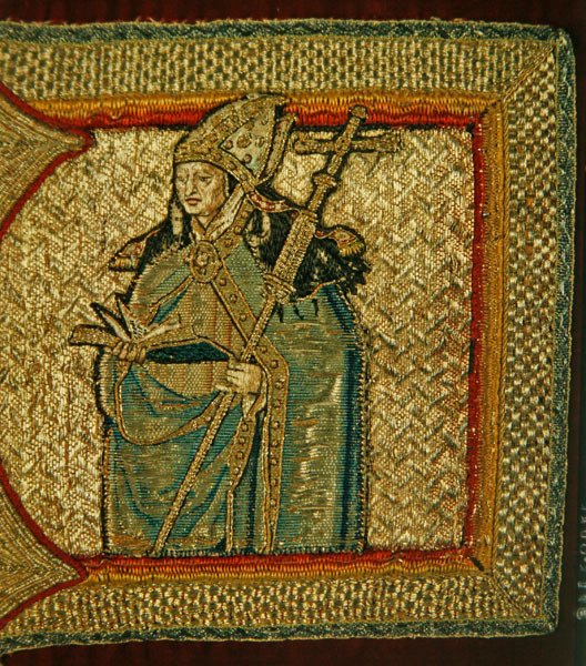 Detalhe de uma casula, início do século XVI (têxtil) de Flemish School