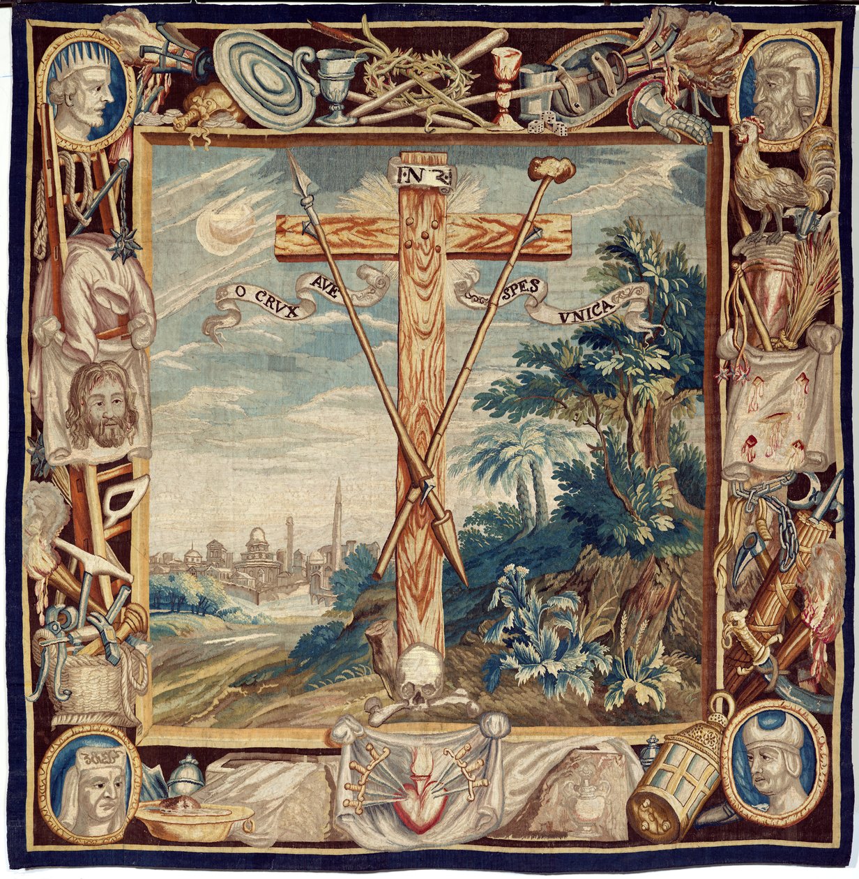 Tapeçaria flamenga. A Glorificação da Santa Cruz. Século XVII. Propriedade da igreja Sint-Walburgakerk Oudenaarde (Dekenij van de Sint-Walburga). de Flemish School