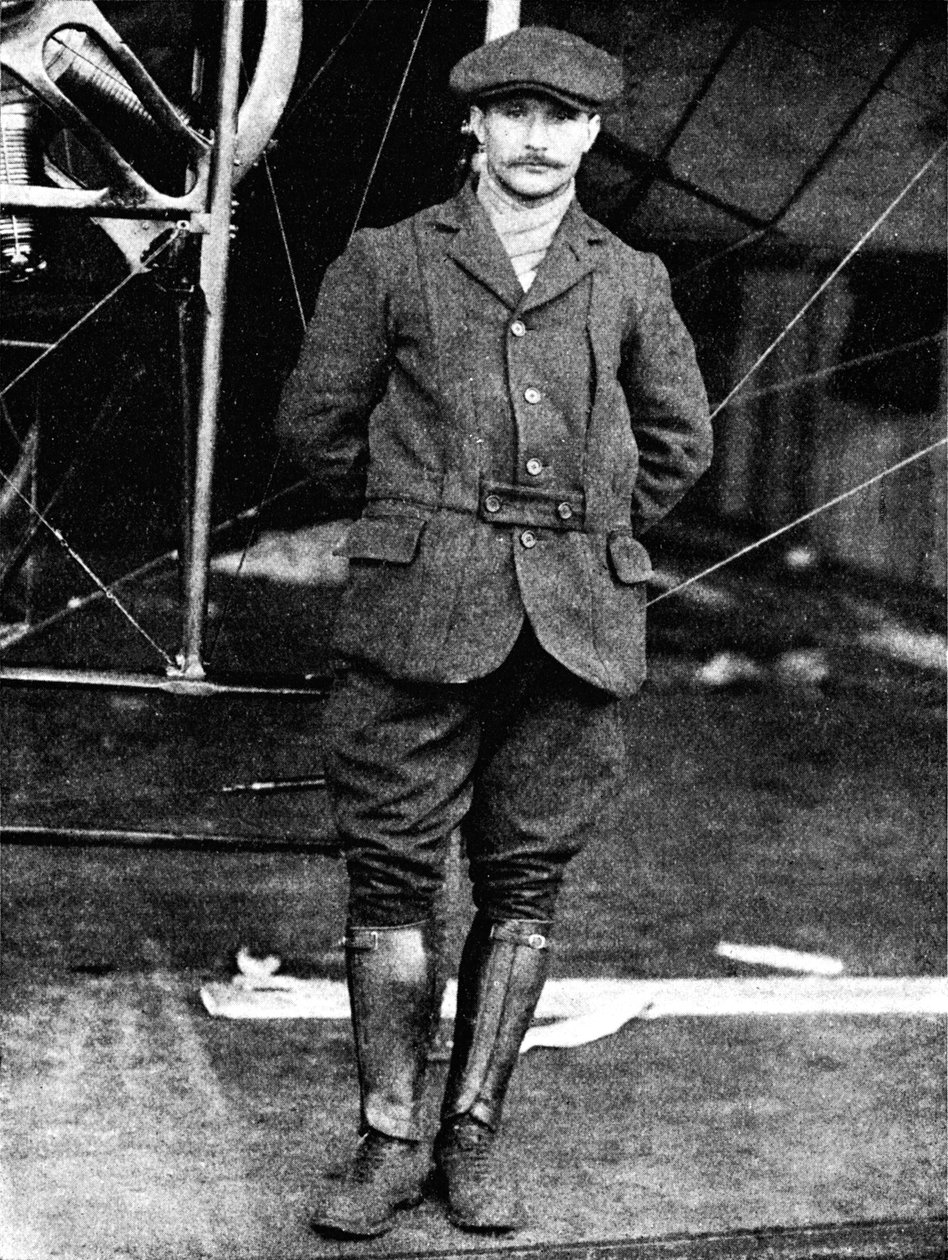 Henri Salmet, o grande piloto de Bleriot, em Hendon, Londres, 1912 1933. de Flight Photo