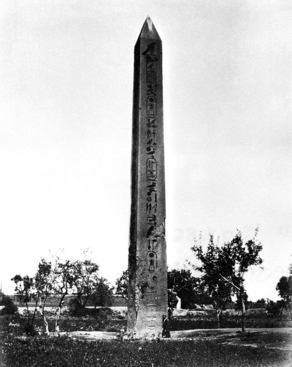 Obelisco de Heliópolis, Egito, 1878 de Félix Bonfils