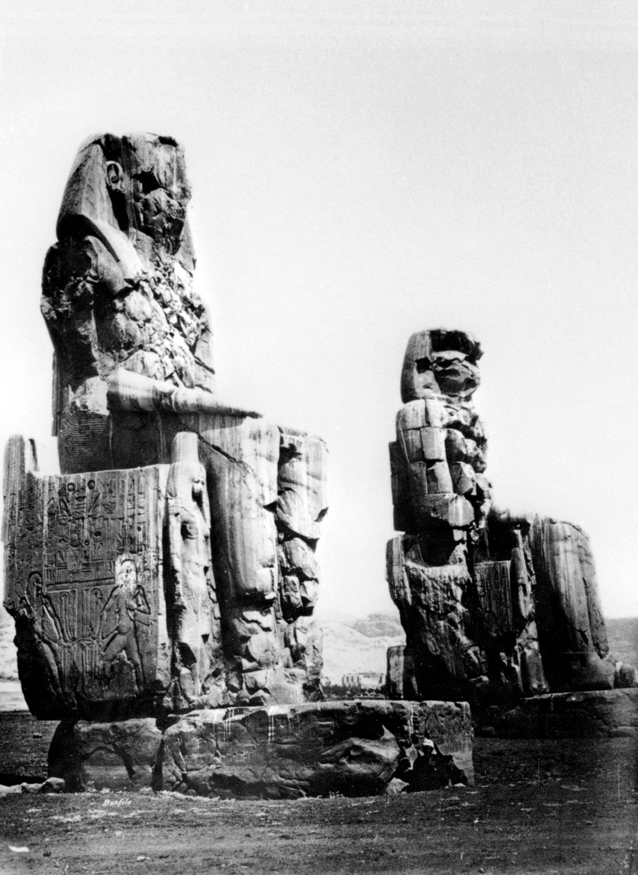 Os Colossos de Memnon, Tebas, Núbia, Egito, 1878 de Félix Bonfils