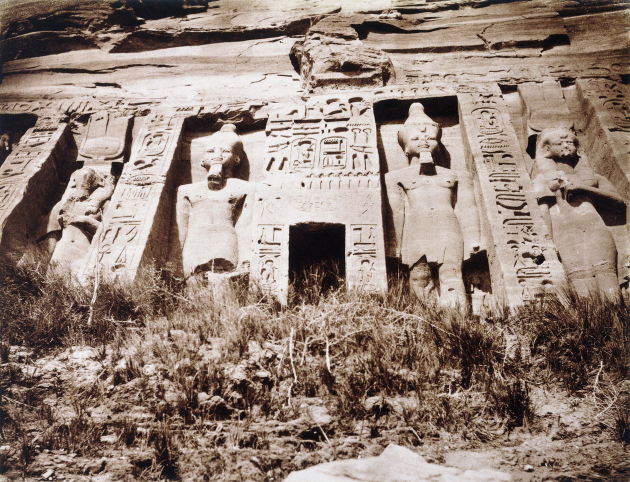 Abou-Sembil, Petit Speos, parte central da fachada, c.1853-54 de Félix Teynard