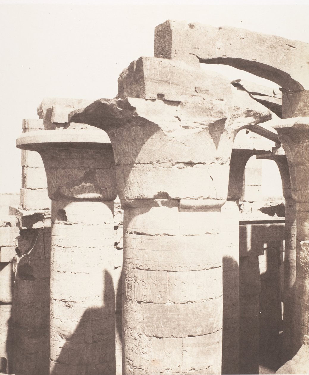 Karnak Tebas, Palácio - Salão hipostilo - Colunata Central - Capítulo..., 1851-52, impresso em 1853-54. de Félix Teynard