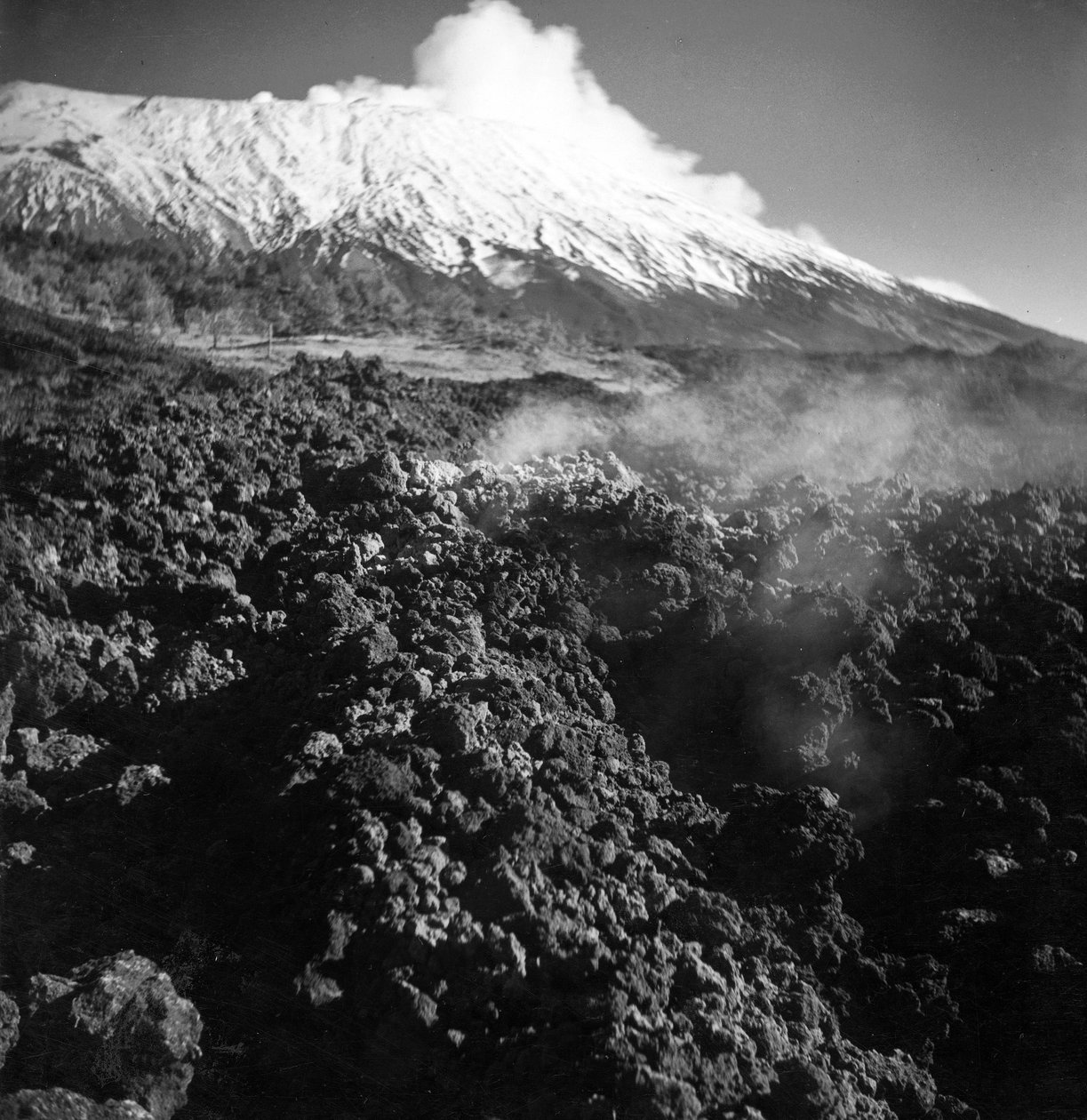 Erupção do Monte Etna de Fosco Maraini