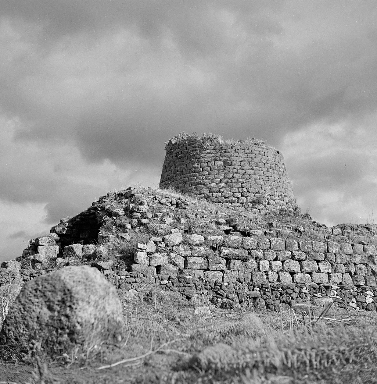 Nuraghe Santu Antine de Fosco Maraini