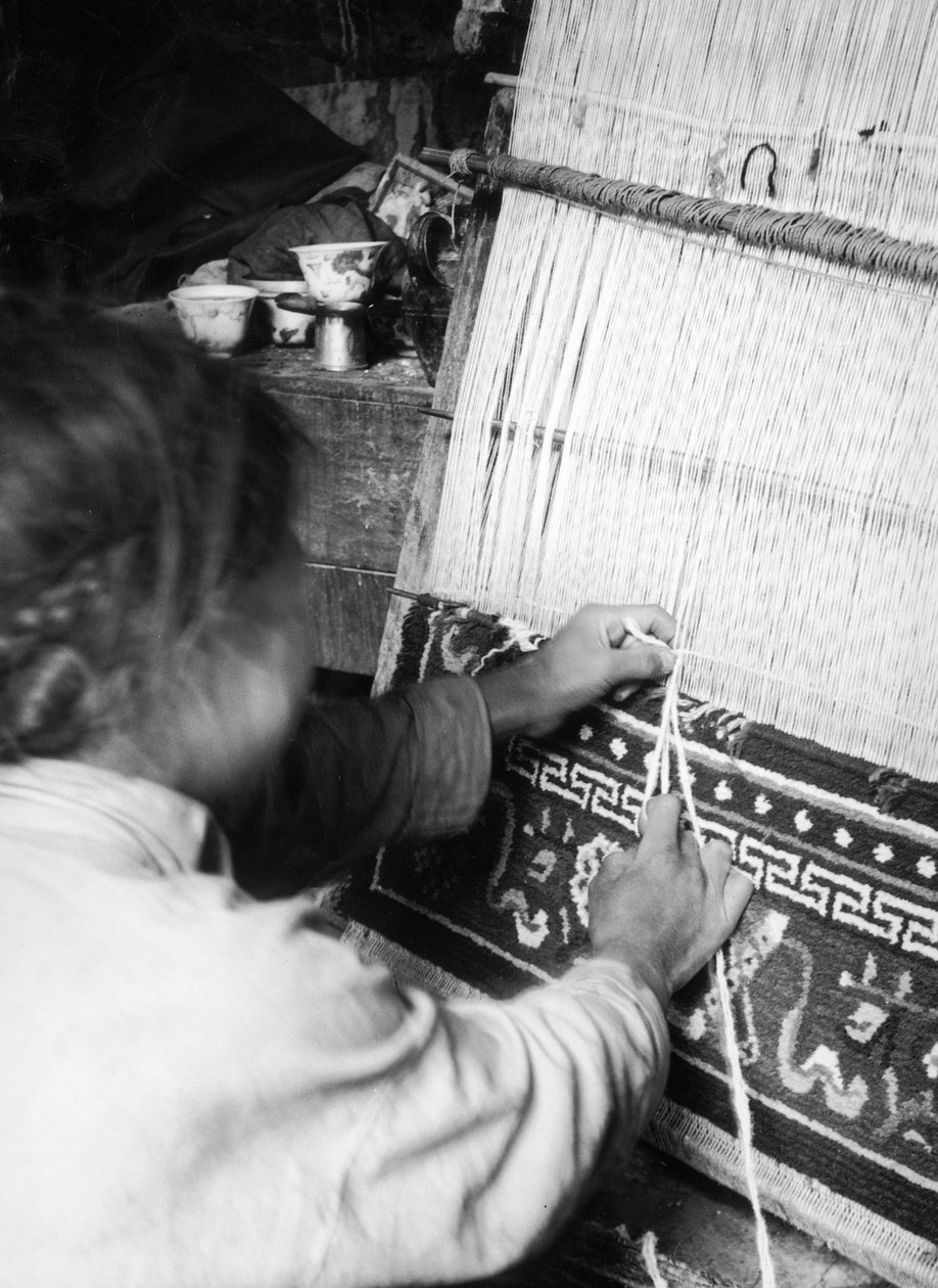 O tecelão de tapetes, Gyantsé, Tibete de Fosco Maraini