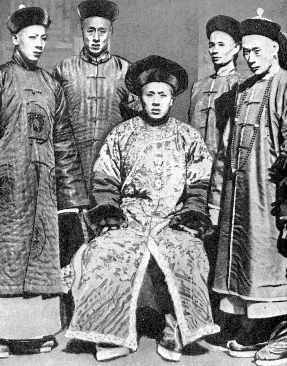 Um retrato dos mandarino, China, 1936. de Fox Photos