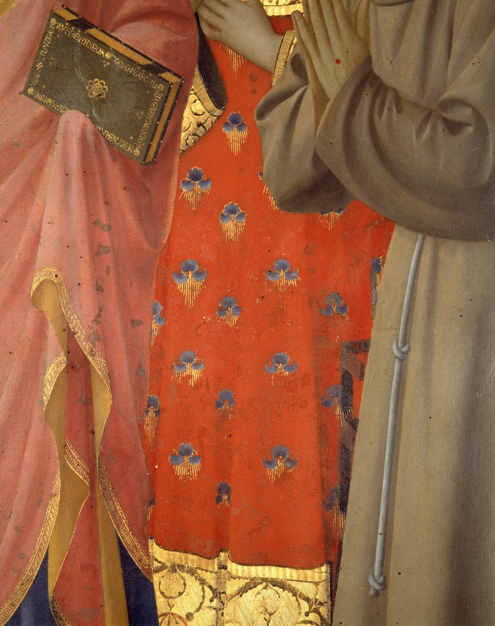 Detalhe do retábulo de Annalena. Túnica e vestes de São João Evangelista, São Lourenço e São Francisco (tempera sobre madeira) de Fra  Angelico