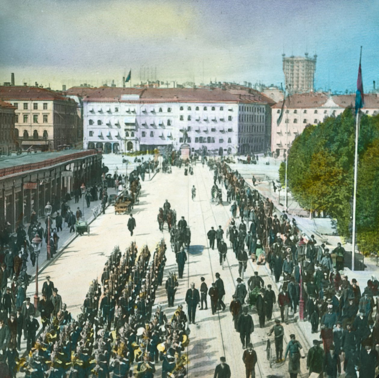 Vista do palácio, Estocolmo, Suécia, final do século XIX e início do século XX. de Fradelle and Young