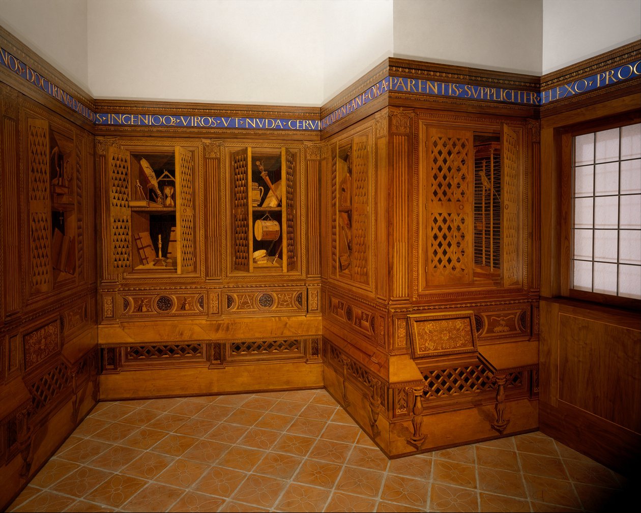 Studiolo do Paço Ducal em Gubbio, c.1478-82 (nogueira, faia, pau-rosa, carvalho e frutíferas em base de nogueira) de Francesco di Giorgio Martini