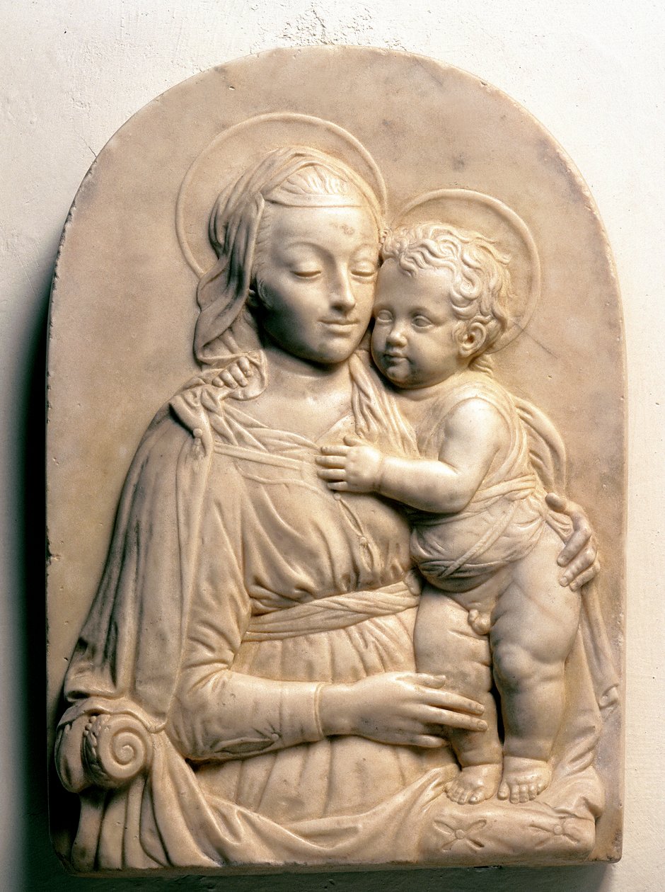 A Virgem com a Criança. O mármore de baixo relevo de Francesco di Simone da Fiesole Ferrucci