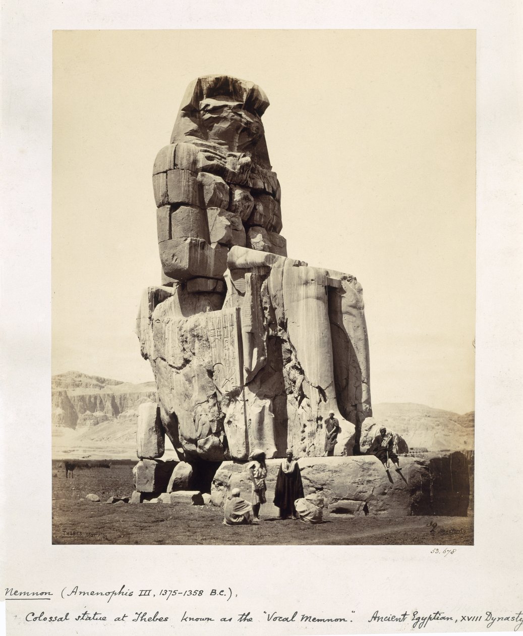 O &39;Vocal Memnon&39;, estátua colossal de Amenhotep III, XVIII dinastia, c.1375-1358 aC, Tebas, 1862 (foto sépia) de Francis Bedford