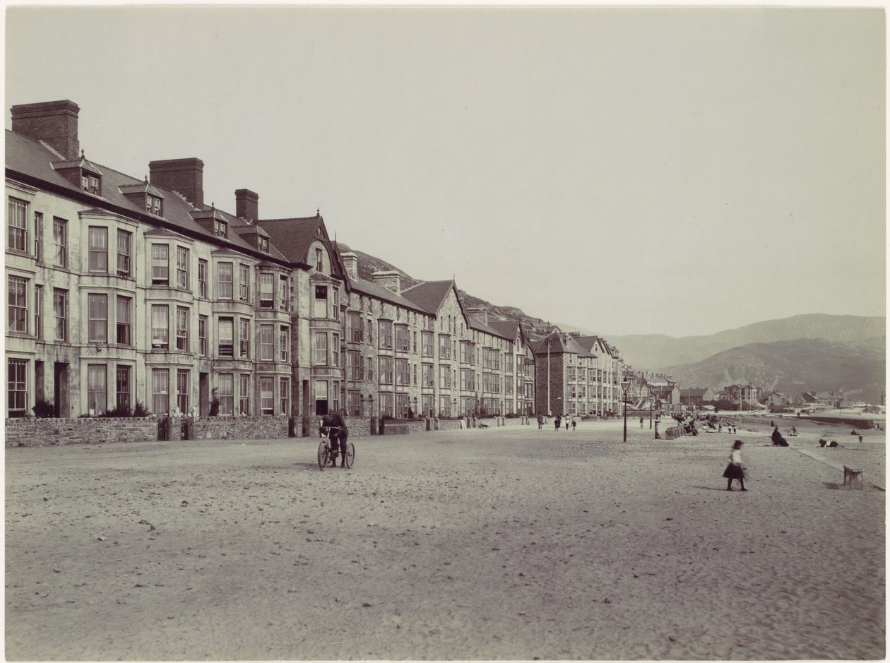 Barmouth. Marine Terrace e esplanada de Francis Bedford