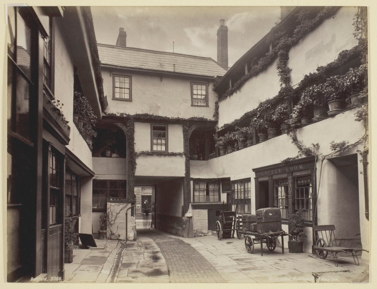 Gloucester, Pátio de New Inn de Francis Bedford