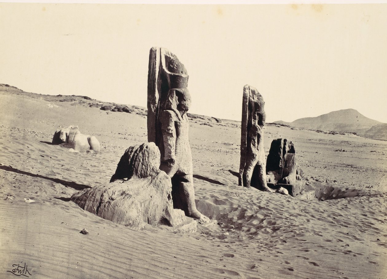 Colossos e Esfinge em Wady Saboua, 1857. de Francis Frith