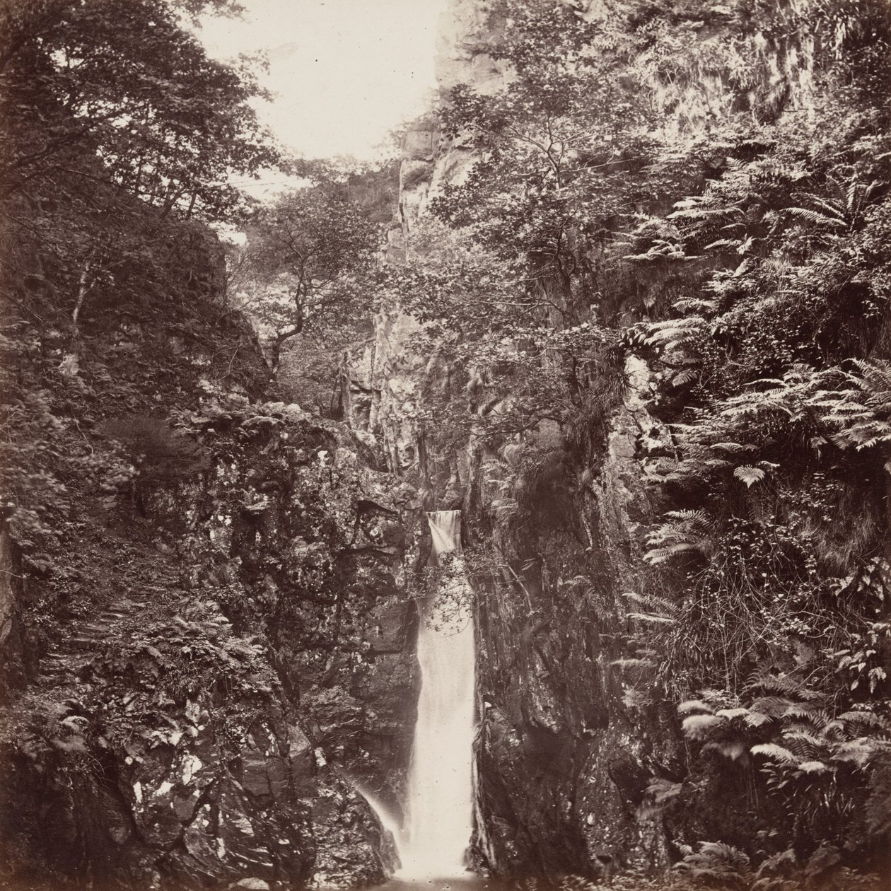 Cascata de Dalegarth, Cumberland de Francis Frith