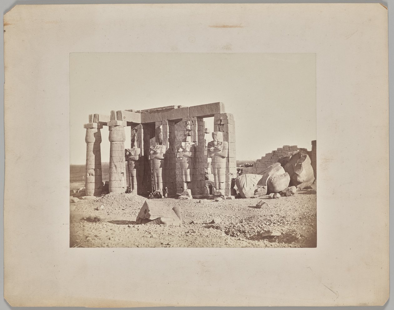 Estátua caída no Ramasseum, Tebas de Francis Frith