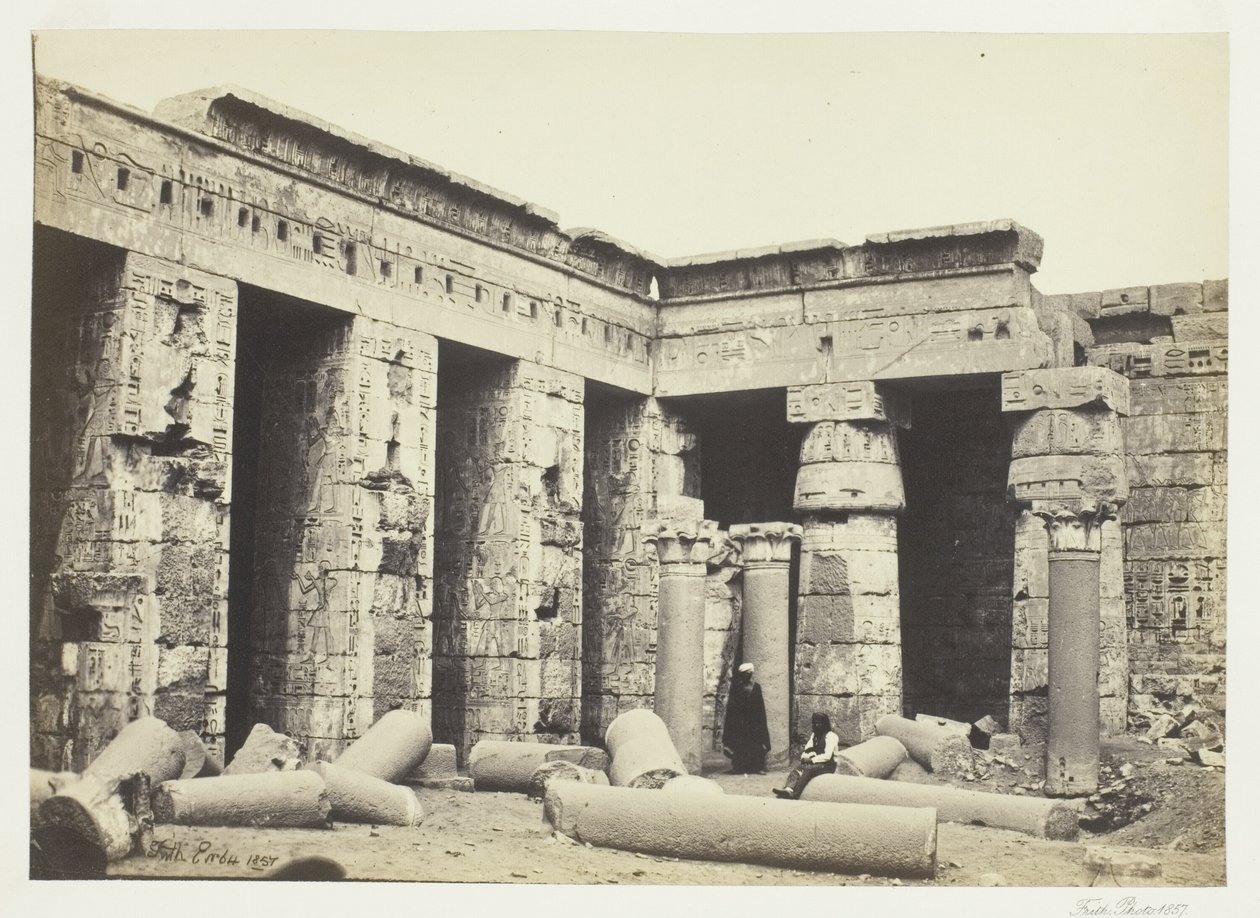 Tribunal interior de Medinet Habbo, Tebas de Francis Frith
