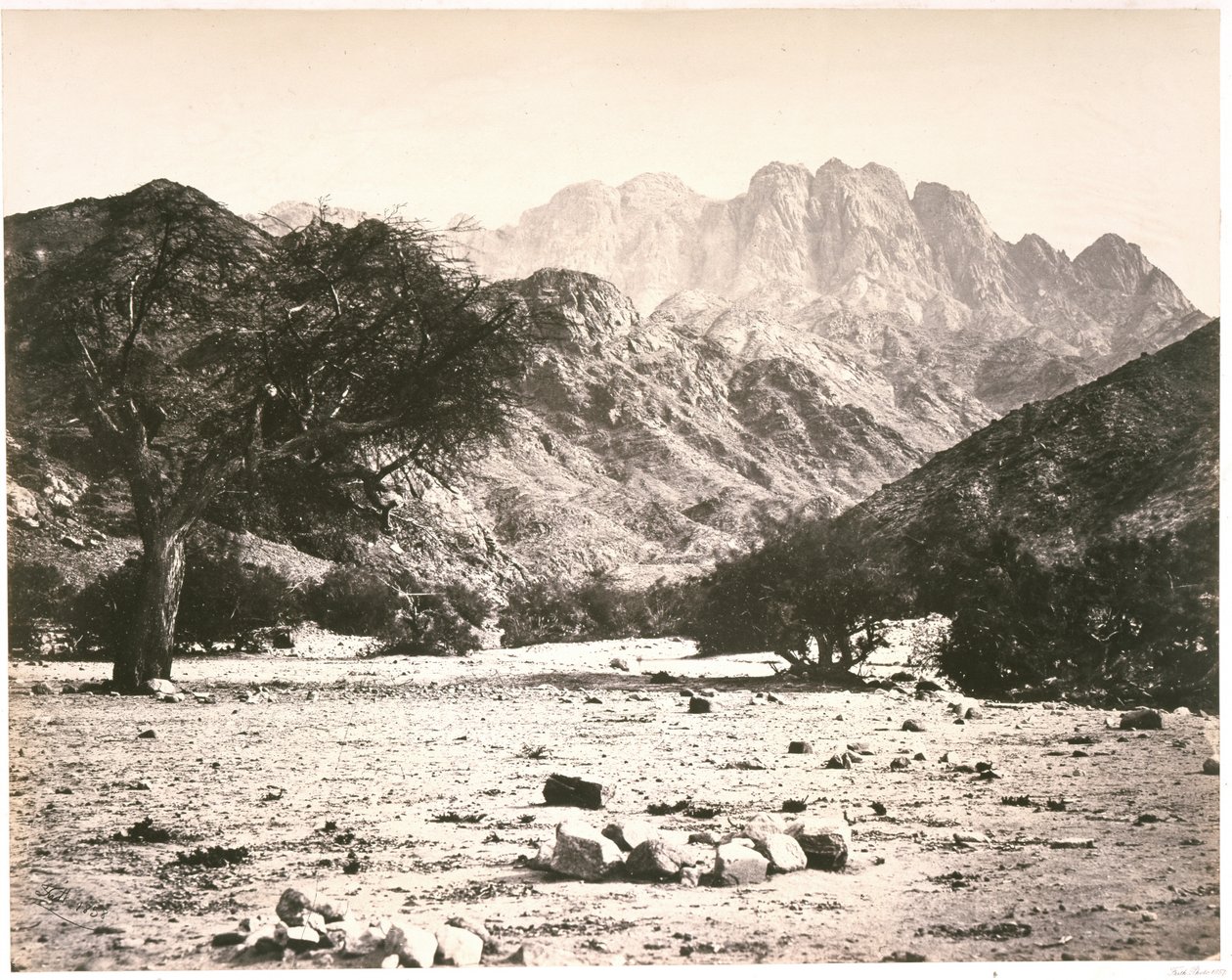 Monte Serbal, a partir do Wadée Feyrán de Francis Frith