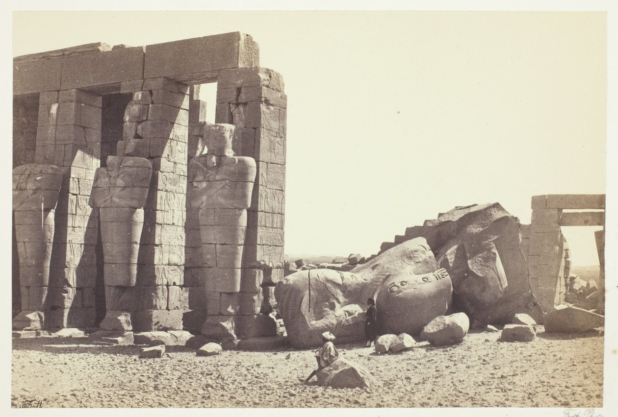 Pilares Osiride e Great Fallen Colossus de Francis Frith
