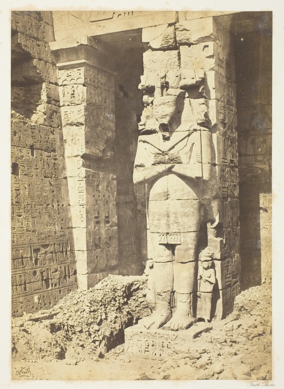 Enchimentos Osiried em Medinate-Haboo de Francis Frith