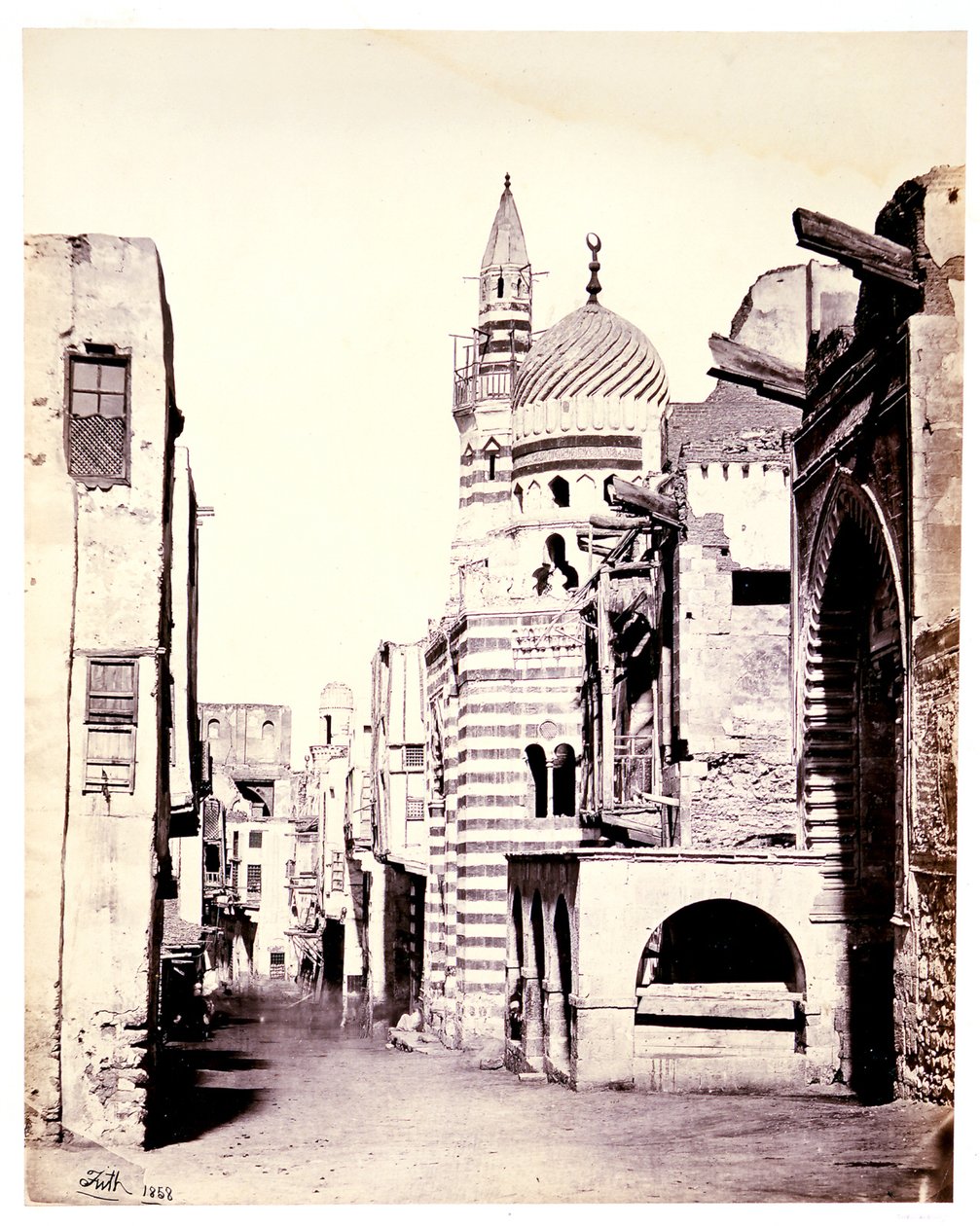 Vista de rua no Cairo de Francis Frith
