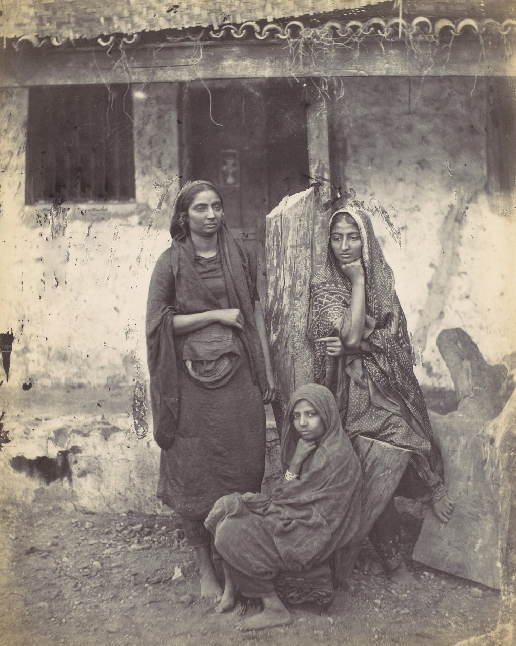 Três mulheres indianas orientais, década de 1870. de Francis Frith