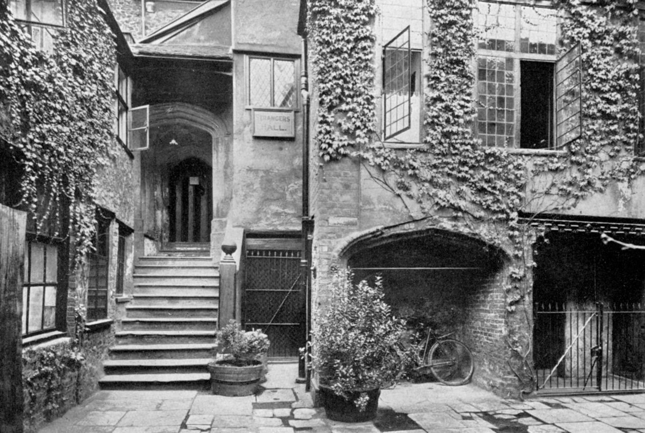 The Strangers Hall, Norwich, Norfolk, 1924-1926 de Frith and Co